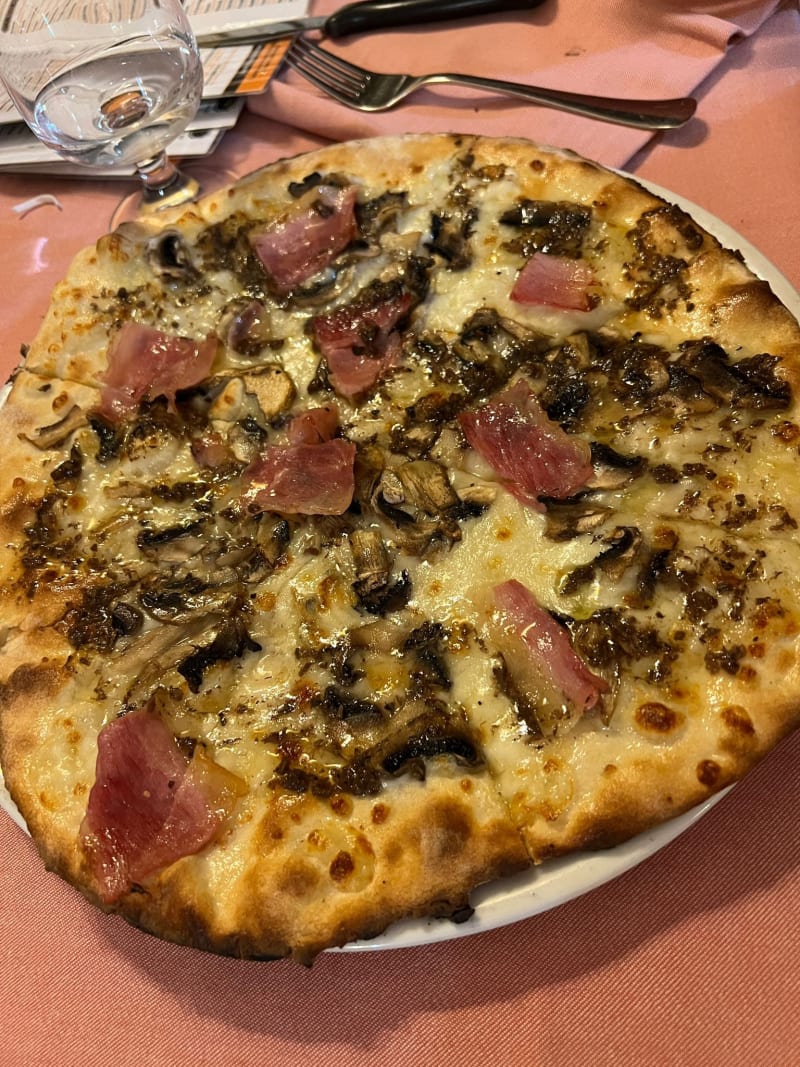 Pizzeria Il boscaiolo, L'Aquila