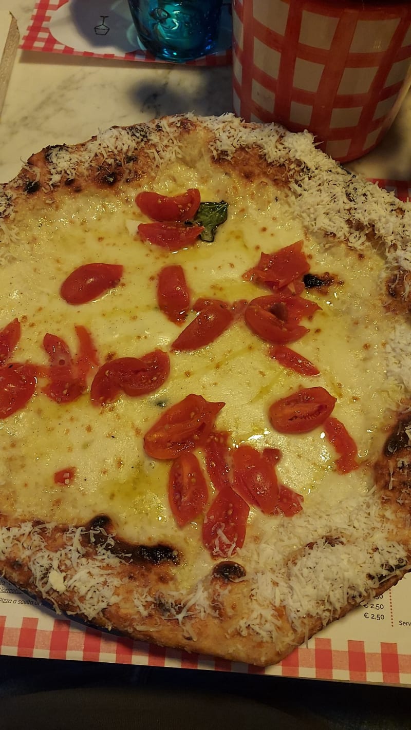 Pizzeria Ostaria Presepe Napoletano by Sorbillo, Naples