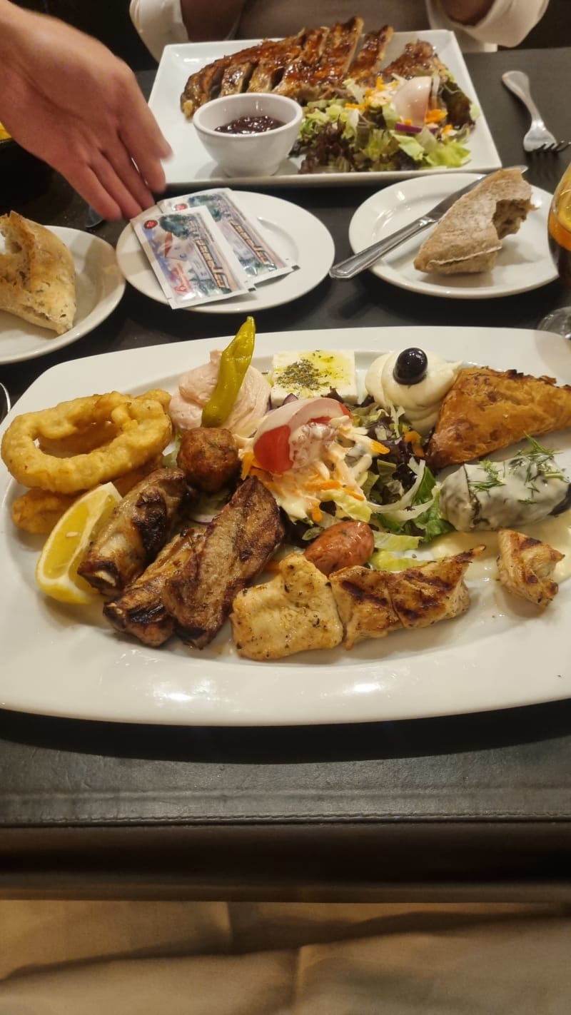 Play Bouzouki à SintPietersLeeuw Menu, avis, prix et réservation