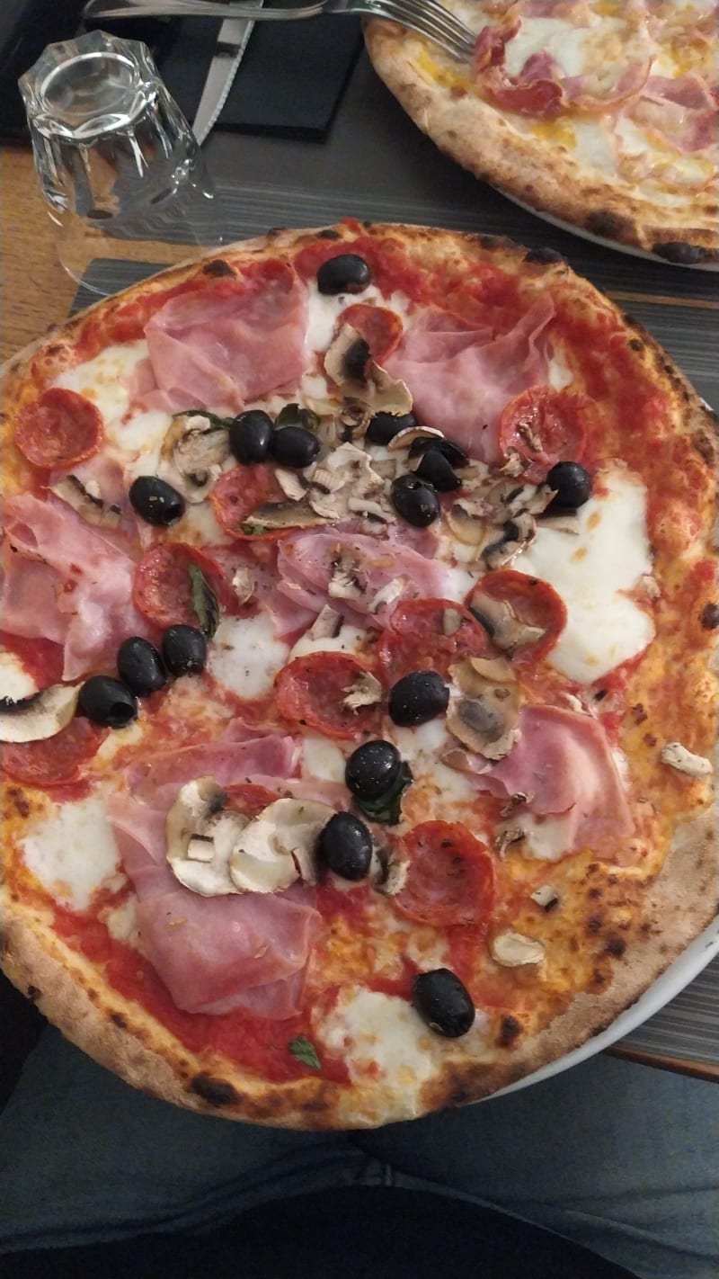 GODO PIZZERIA BAR, Brussels - Menu, Prices & Restaurant Reviews - Order  Online Food Delivery - Tripadvisor