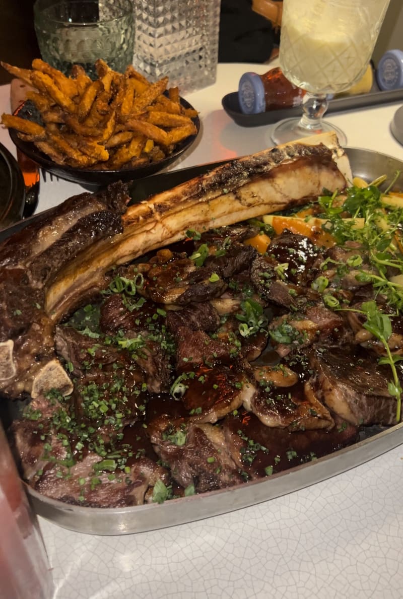 Frame Restaurant & Bar in Paris Restaurant Reviews, Menu and Prices