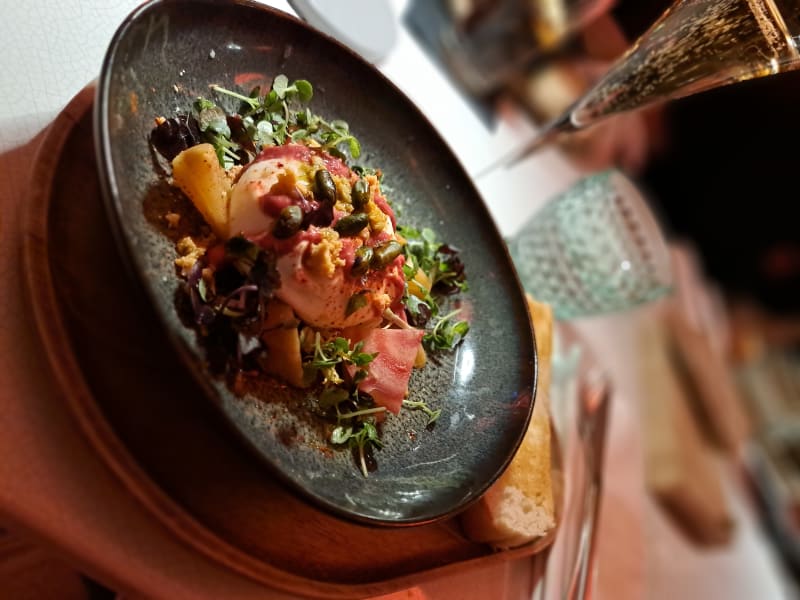 Frame Restaurant & Bar a Parigi Menu, prezzi, immagini, recensioni