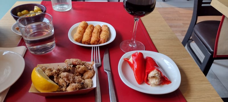 Vino y tapas - Ávila, Jouy-en-Josas