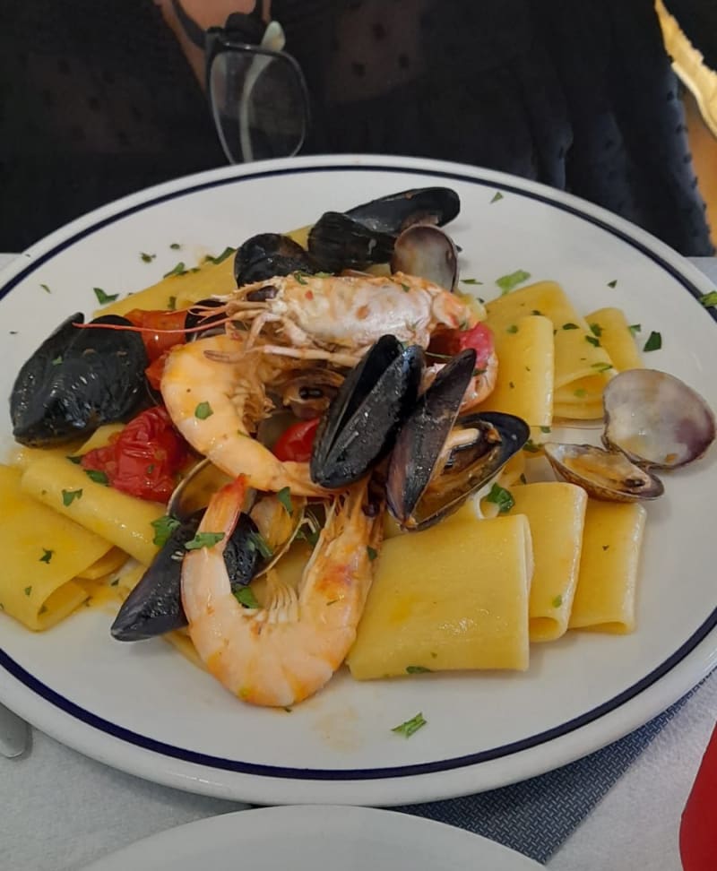 Pacchetti vongole cozze e Gamberi - Trattoria Partenope, Parma