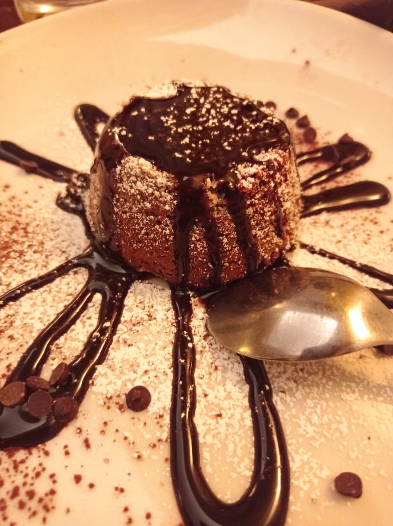 Tortino al cioccolato ben fatto - Il Pozzo dei Desideri