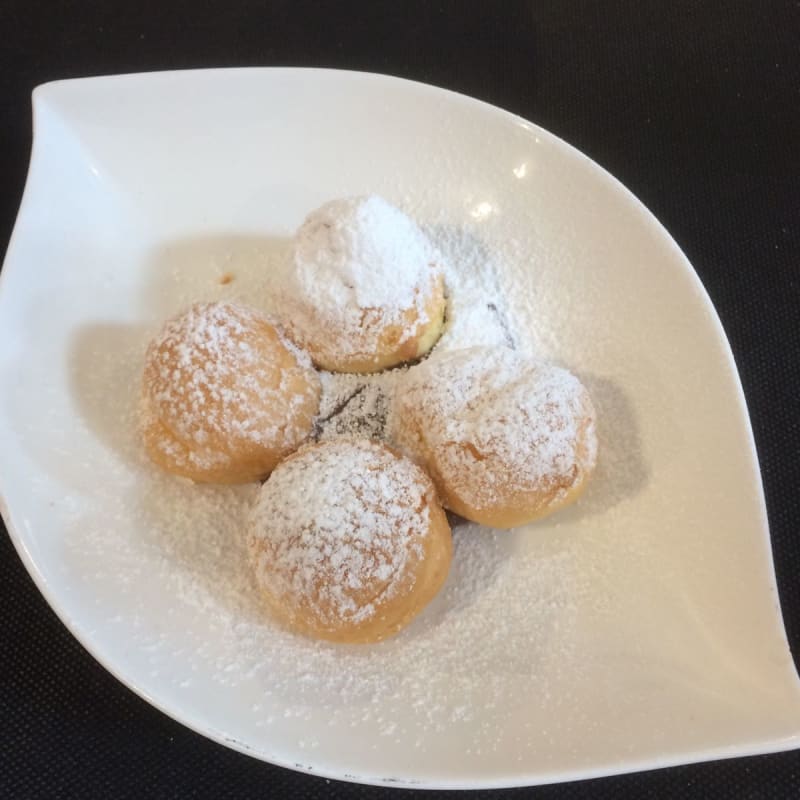 Profiteroles con Nutela - Bacasis, Manresa