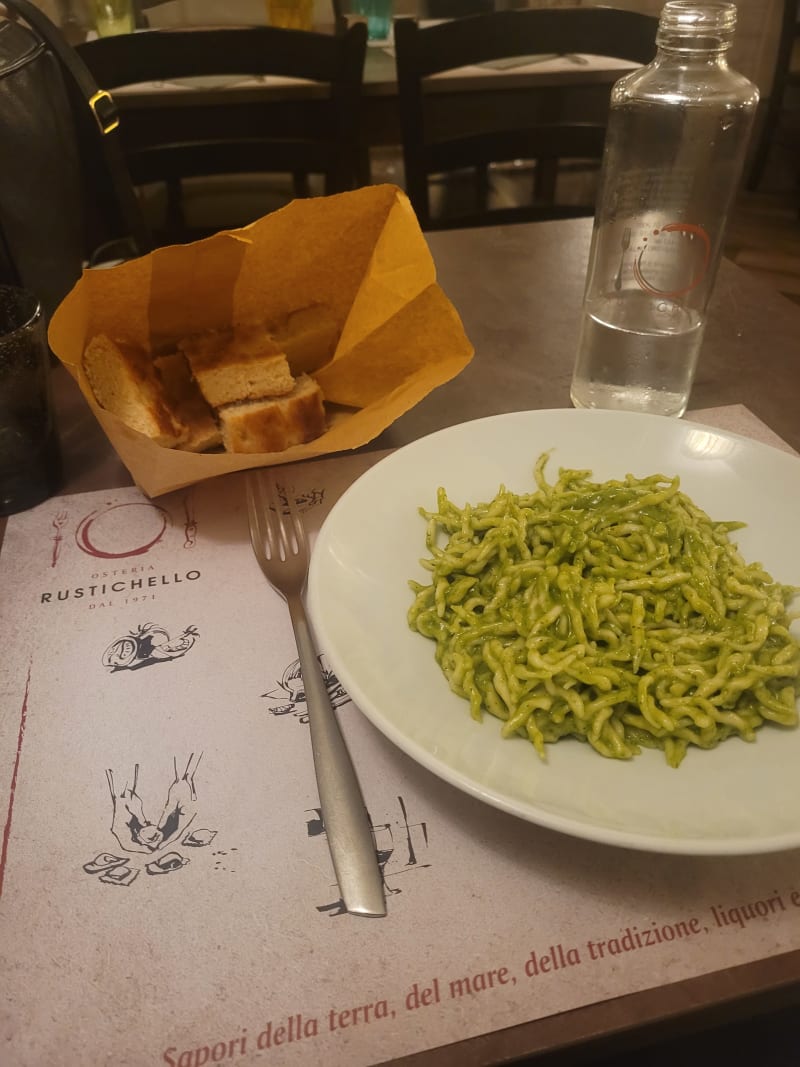 Trofiette al pesto - Osteria Rustichello, Genoa