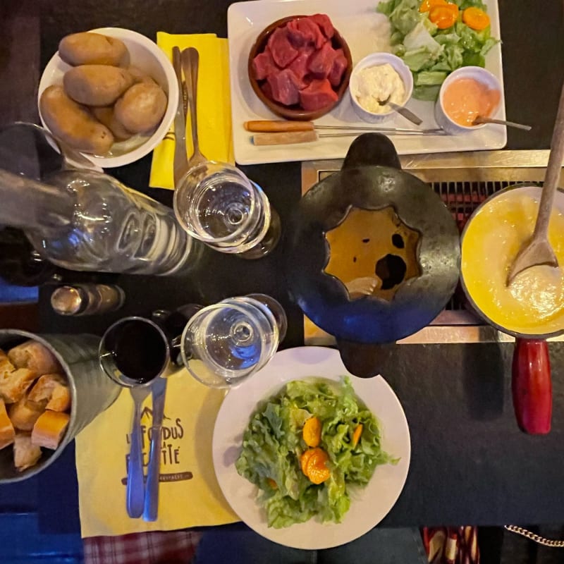 Les Fondus de la Raclette Montparnasse in Paris Restaurant Reviews