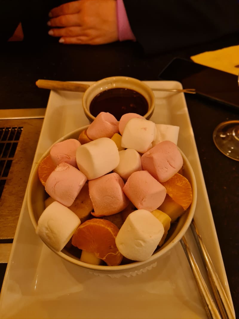 Les Fondus de la Raclette Montparnasse in Paris Restaurant Reviews