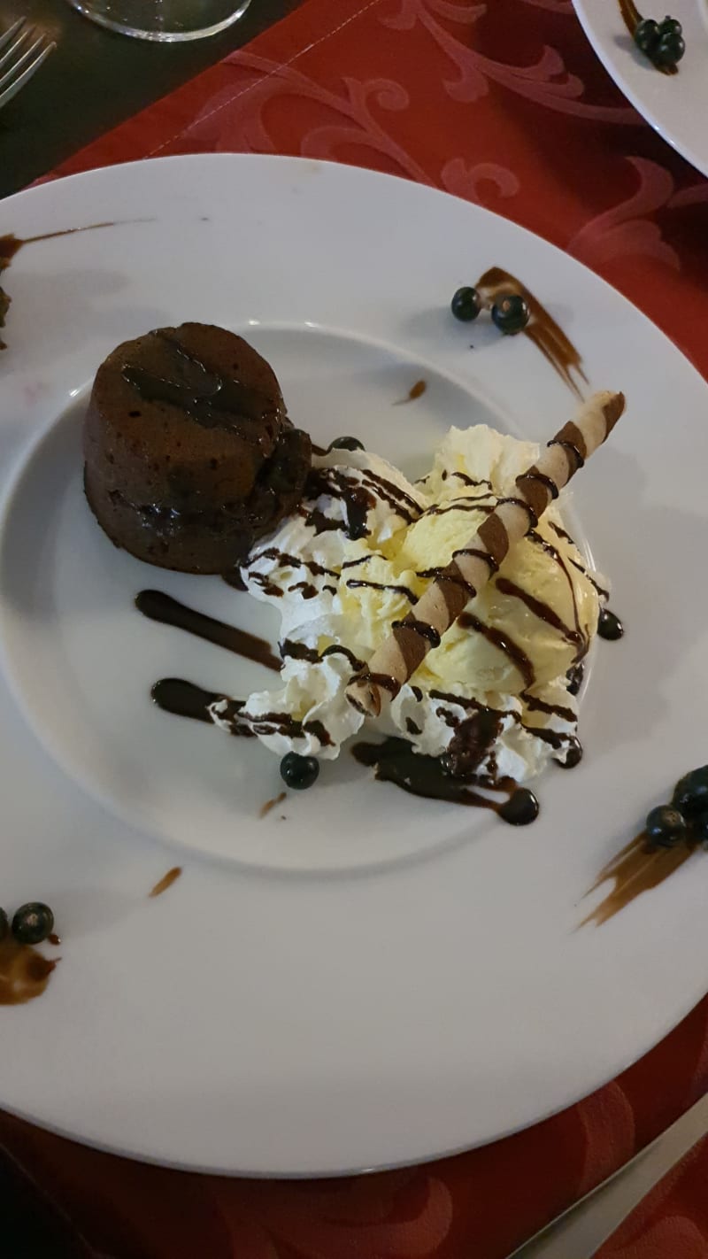 Moelleux coulant avec glace vanille - Le 360, Martigny