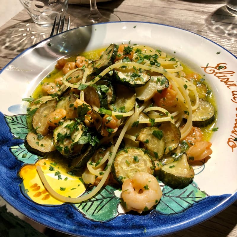 Spaghetti zucchine e gamberetti  - Elisir di Positano, Positano