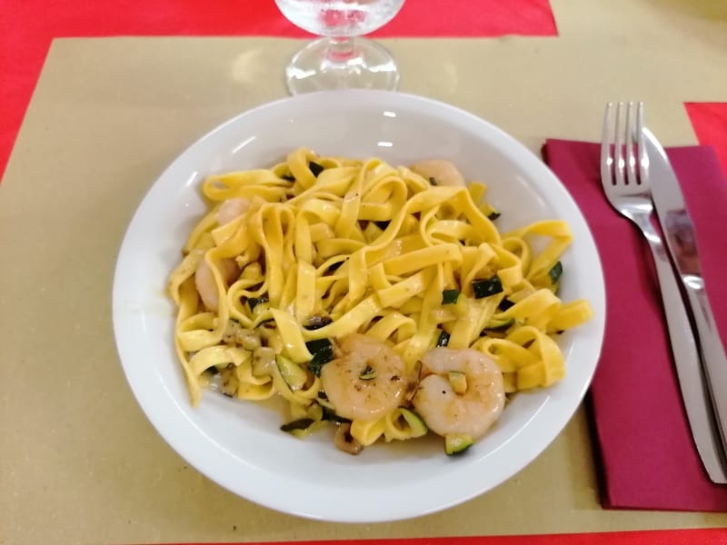 Tagliatelle mazzancolle e zucchine  - Casa del pellegrino