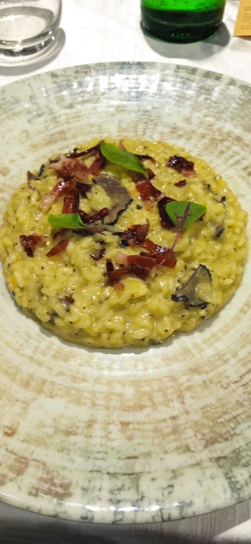 Risotto di vellutata di zucca, tartufo e croccante speck - Ristorante Lefebvre