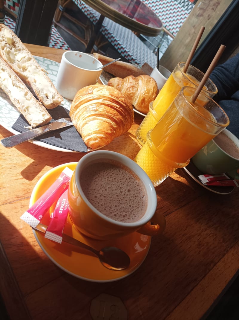 Chez Troquette, Paris