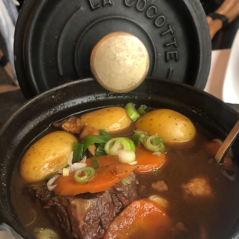 Au Bourguignon Du Marais In Paris Restaurant Reviews Menu And