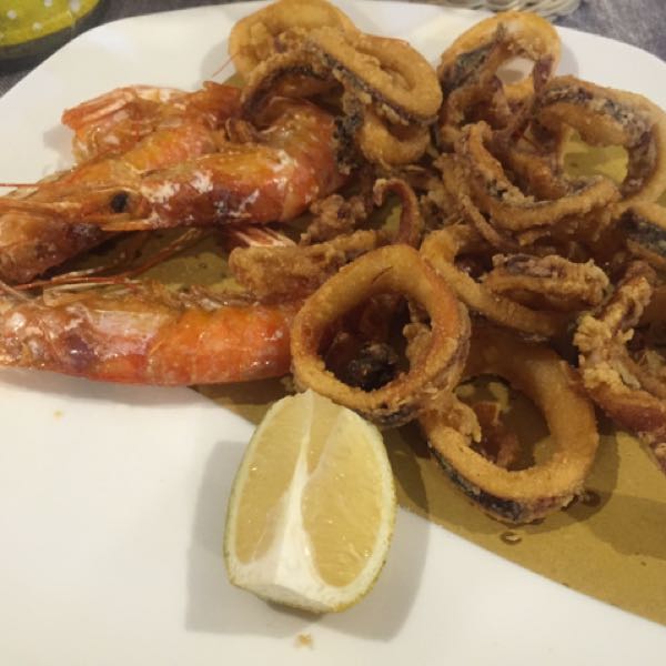 Frittura calamari e gamberi - Pane Olio e Fantasia, Gallipoli