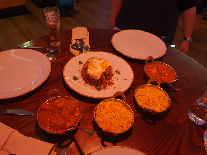 Cinnamon Bar & Restaurant in Chessington Restaurant Reviews, Menus