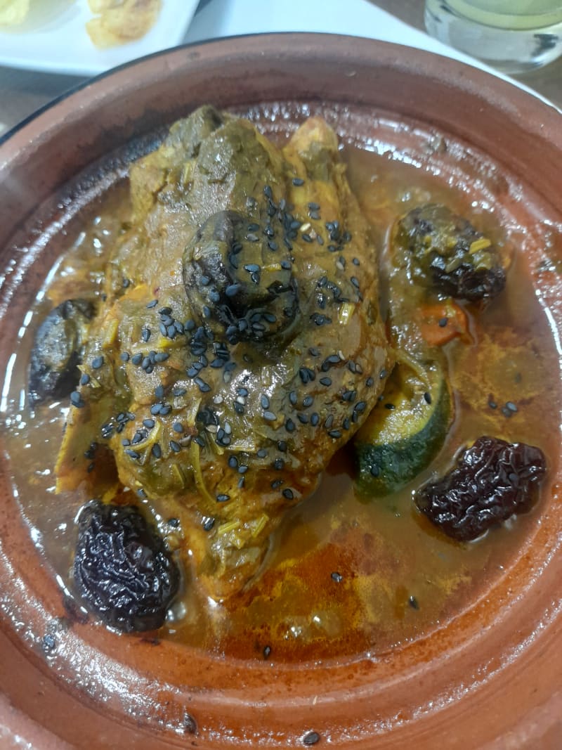 Tajine Agneau Pruneaux - Restaurant Les deux rives, Créteil