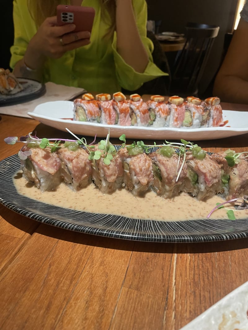 4 Makis Muntaner, Barcelona