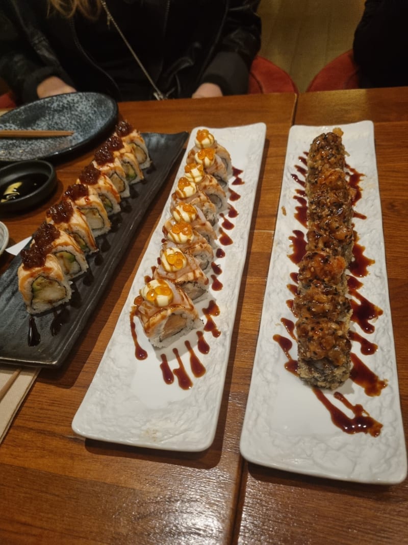 4 Makis Muntaner, Barcelona