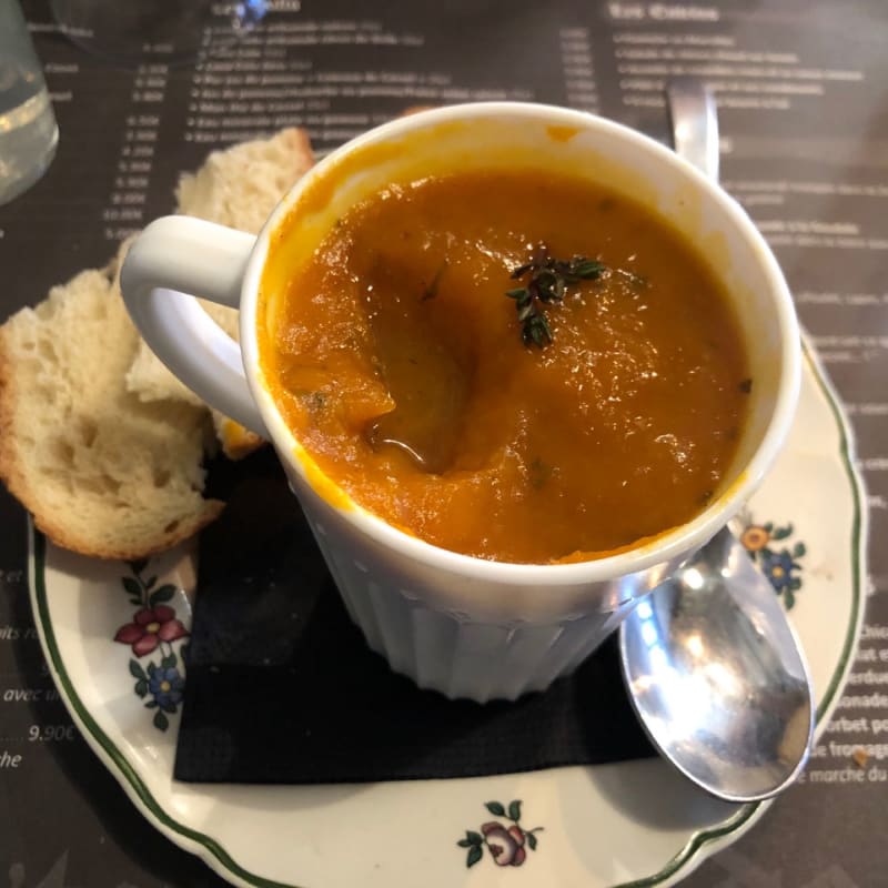 Très bonne soupe bien chaude. Ça réchauffe bien - L'Estaminet de Gand, Lille