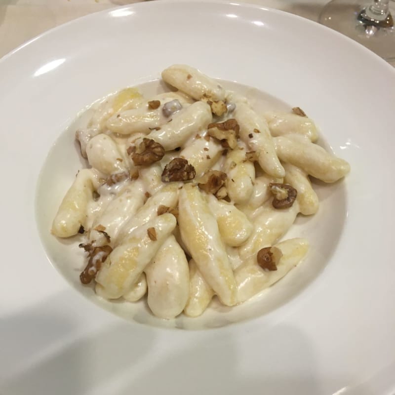 Gnocchi al castelmagno e noci - Trait d'Union, Beinasco