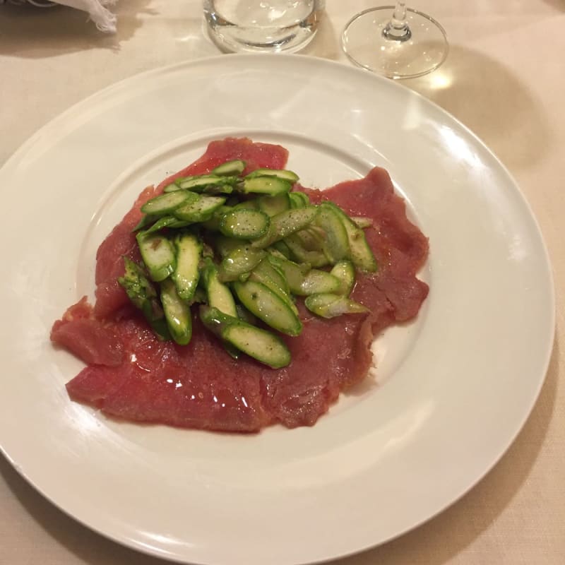 Carpaccio di tonno e asparagi - Trait d'Union, Beinasco