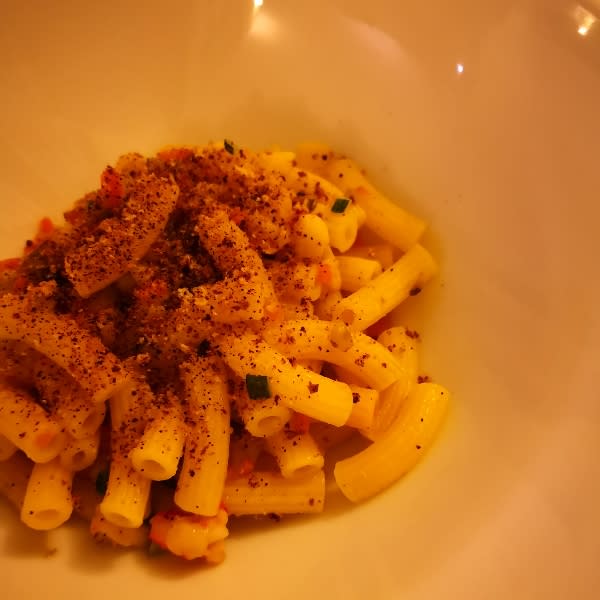 maccheroncini di pasta fresca verdure e mazzancolle - Finil del Pret