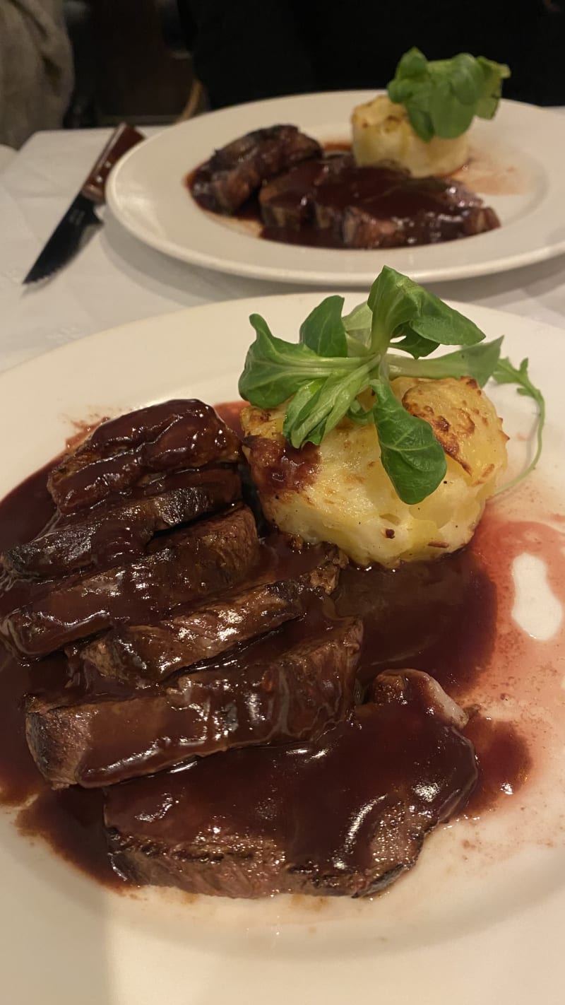 Restaurant Chez Ma Cousine (Restaurant Cabaret) à Paris Menu, avis, prix et réservation TheFork