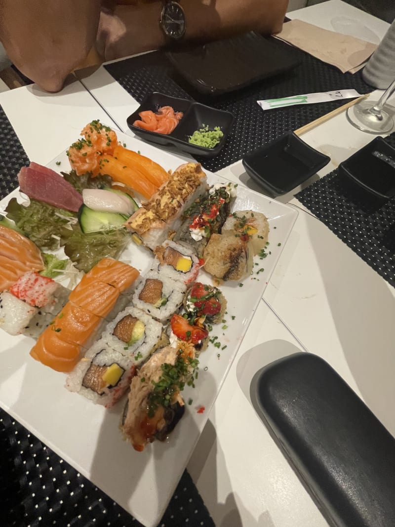 Yuzu Sushi Bar, Paço de Arcos