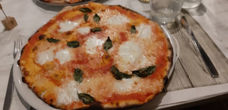 Pizzeria Gallo Matto, Rome