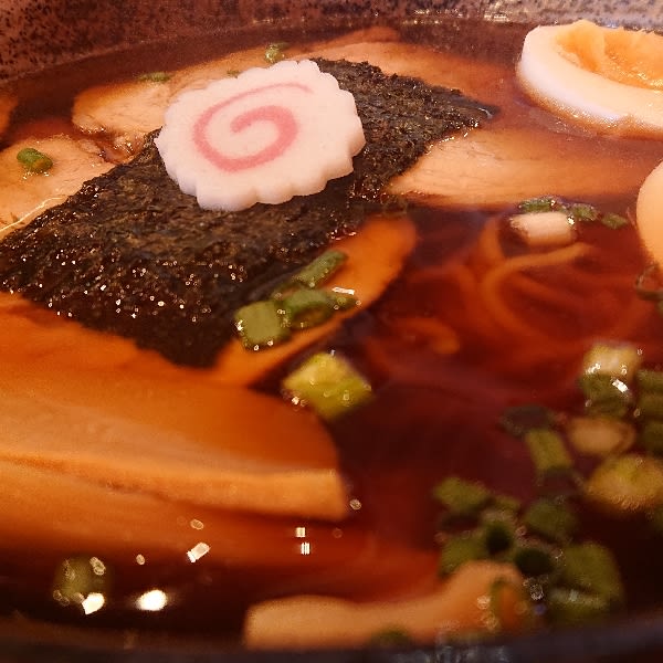 Très bon. Perso je l'ai trouvé un peu trop salé - Naruto Ramen, Paris