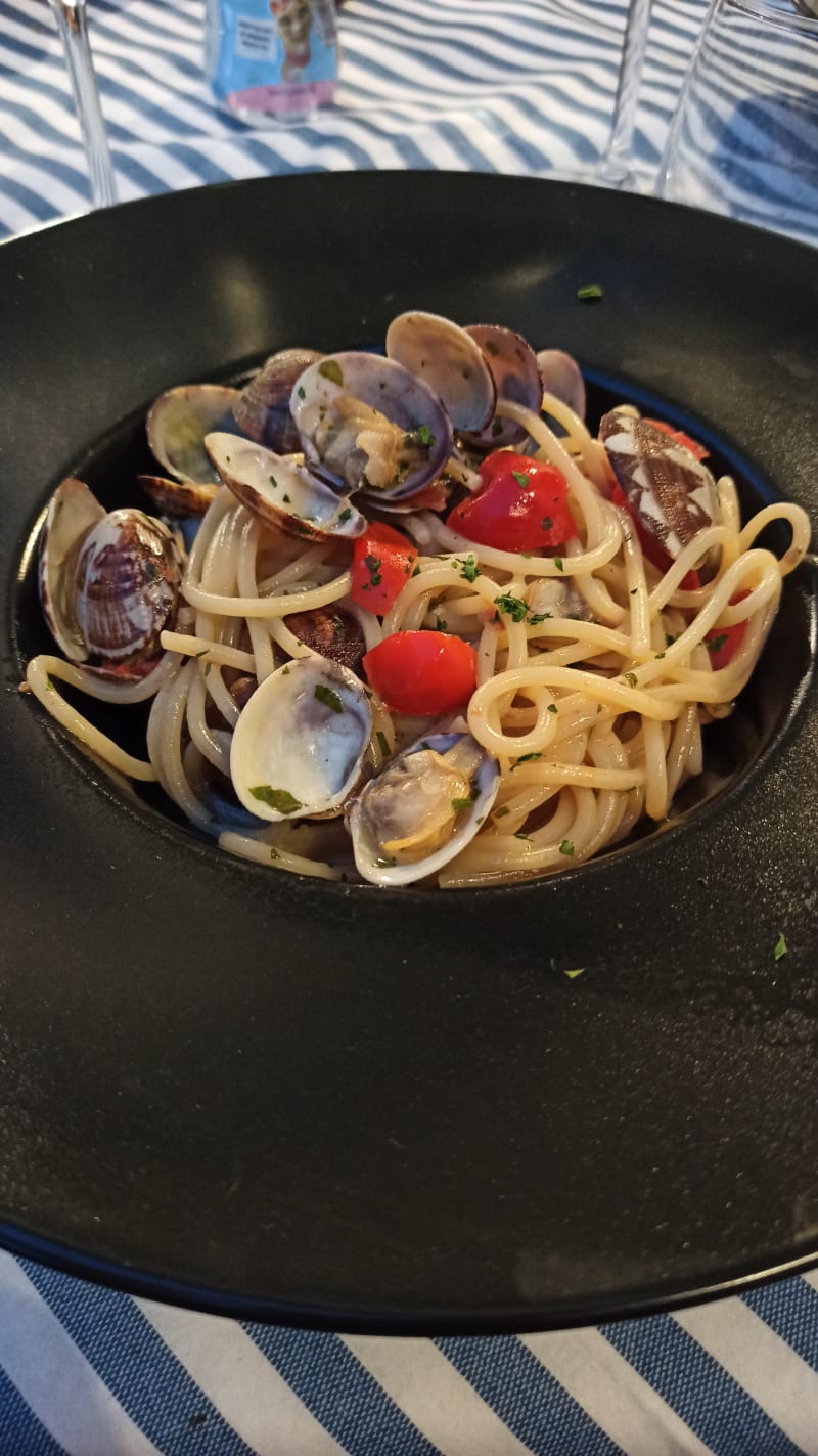 Spaghetti alle Vongole - Ristorante del Porto, Marina Di Camerota