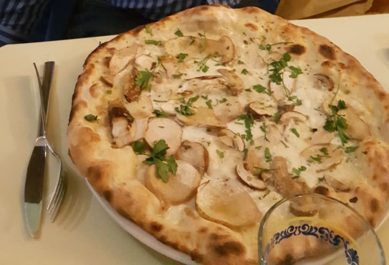 pizza funghi porcini - NonnaVita, Milo