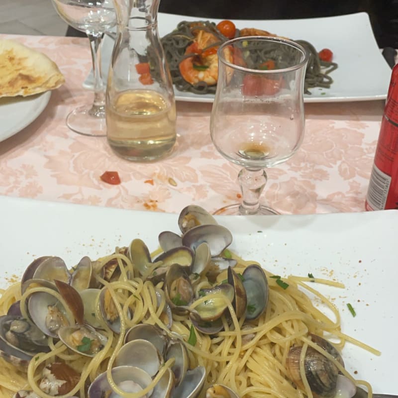 Spaghetti alle vongole e Con nero di seppia - Il Principe, Milan