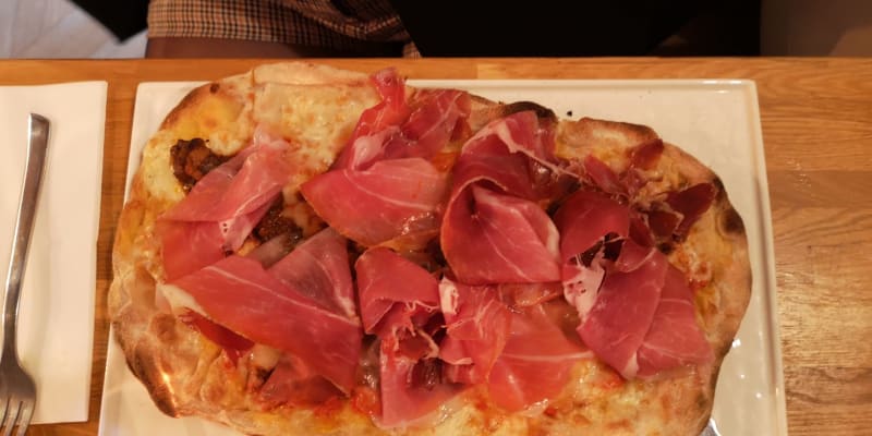 Parma (pizza)  - Papa Mia, Levallois-Perret