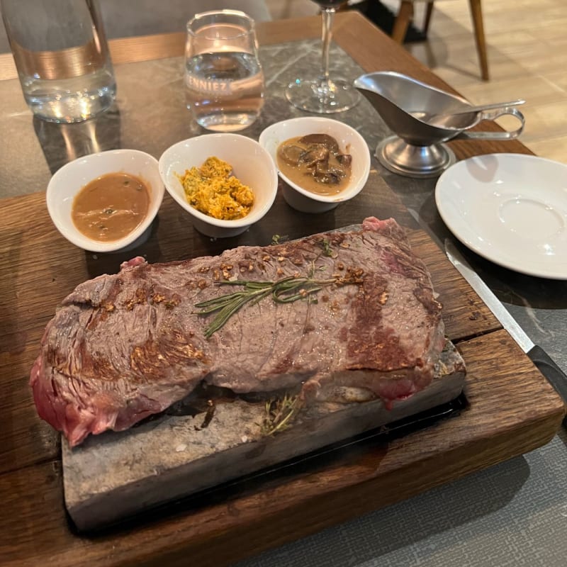 Entrecôte à l’ardoise - Restaurant l'Étoile, Lausanne