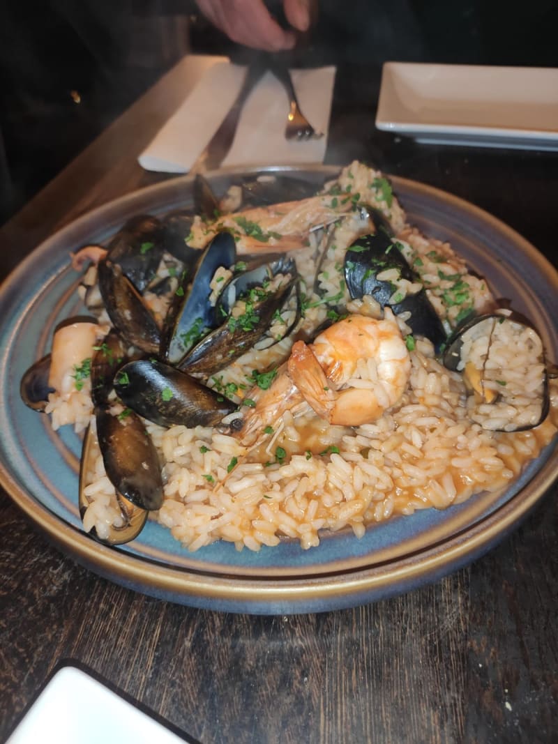 Fitzroy Wine Cellar & Kitchen in London Restaurant Reviews, Menu and