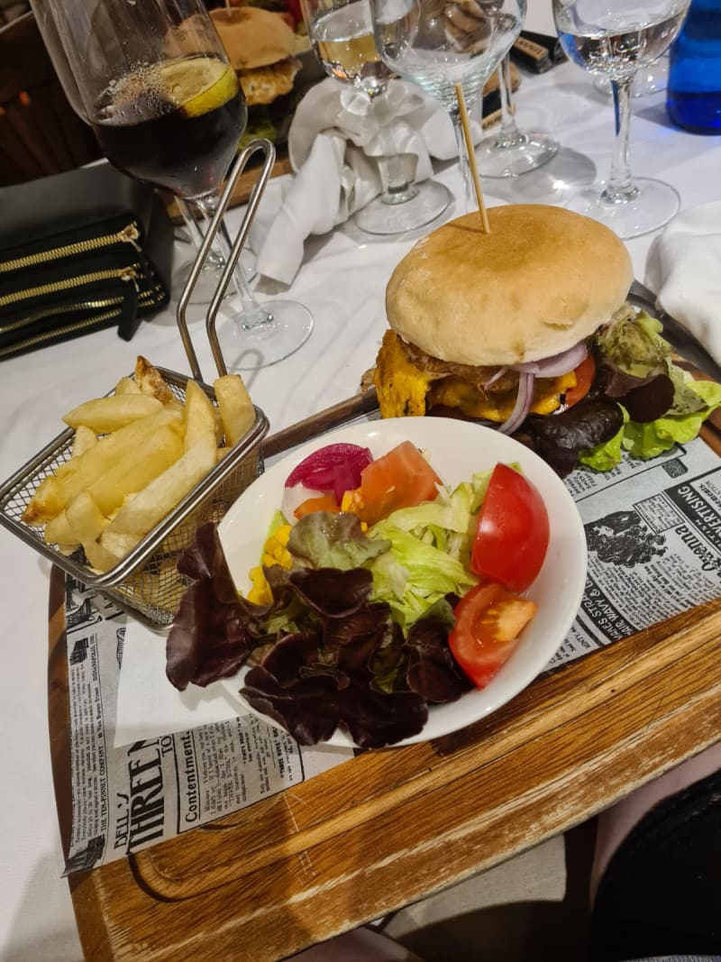 Restaurante La Cascada Puerto en Tías