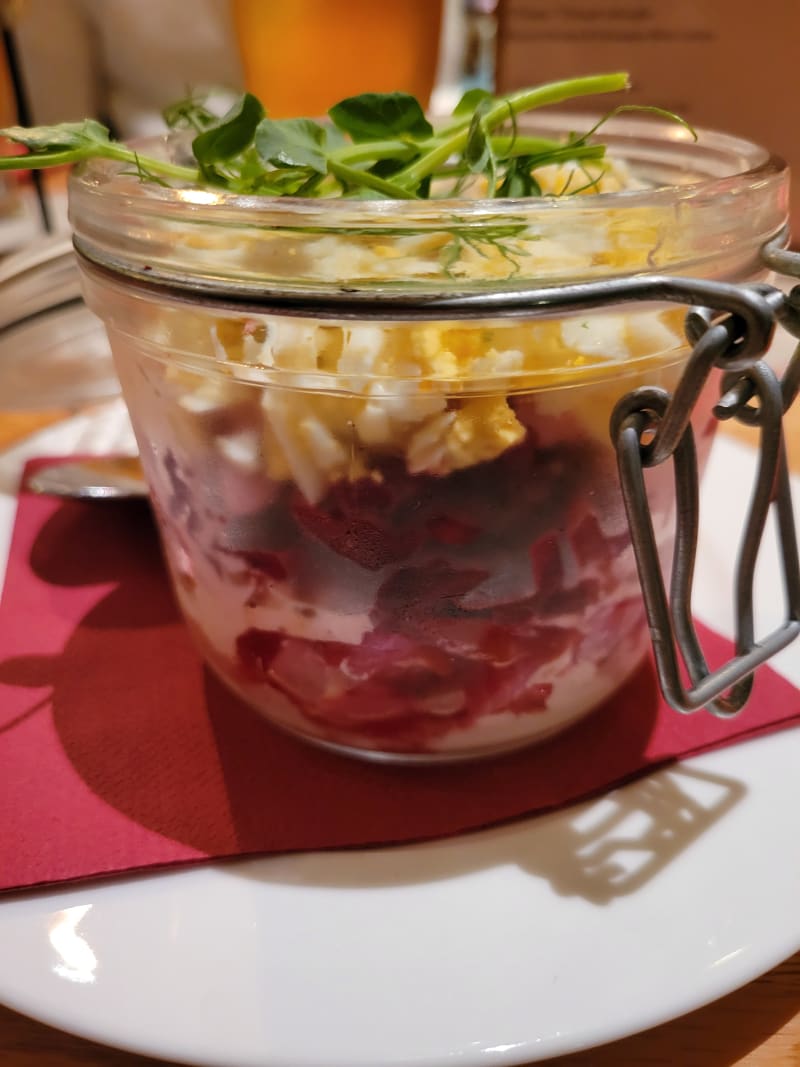 Restaurant Die mit den Kirschen (Ukrainische moderne Küche) à Berlin