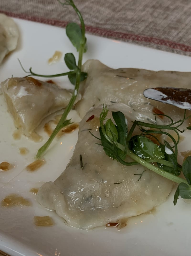 Restaurant Die mit den Kirschen (Ukrainische moderne Küche) à Berlin