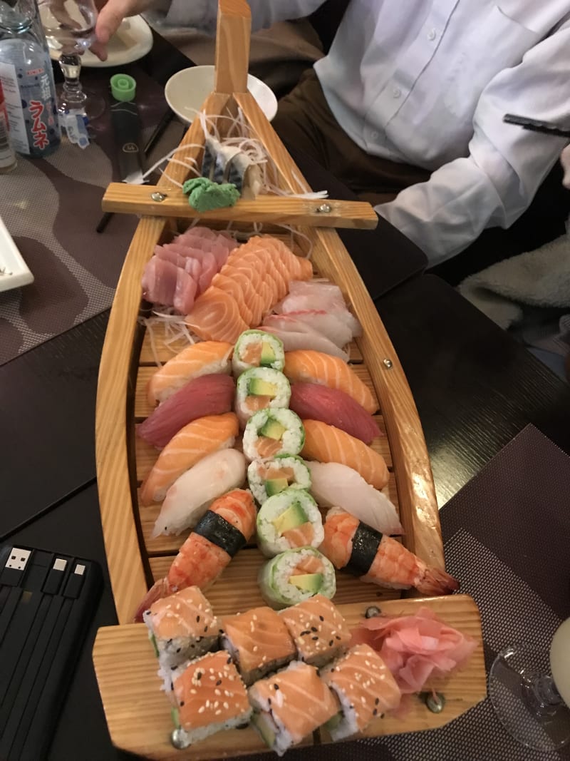 Sushi Eiffel, Paris