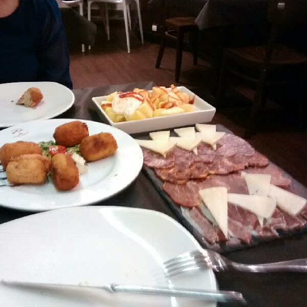 El Cauce Tapas & Bar in Valencia Restaurant Reviews, Menu and Prices
