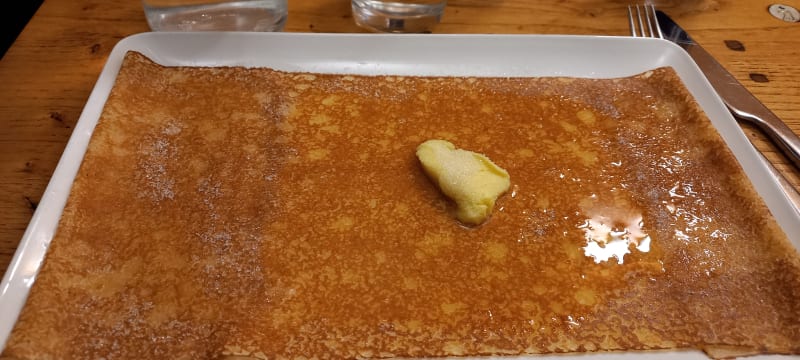 Crêpe au beurre salé et au jus de citron  - Crêperie des Canettes, Paris