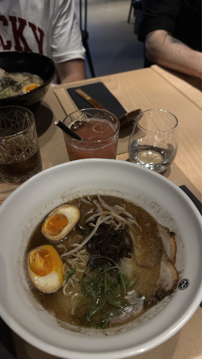 Ajitama Ramen Bistro - Alecrim, Lisbon