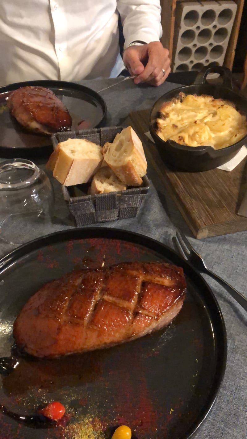 Restaurant le Petit Roche à Serrières Menu, avis, prix et réservation