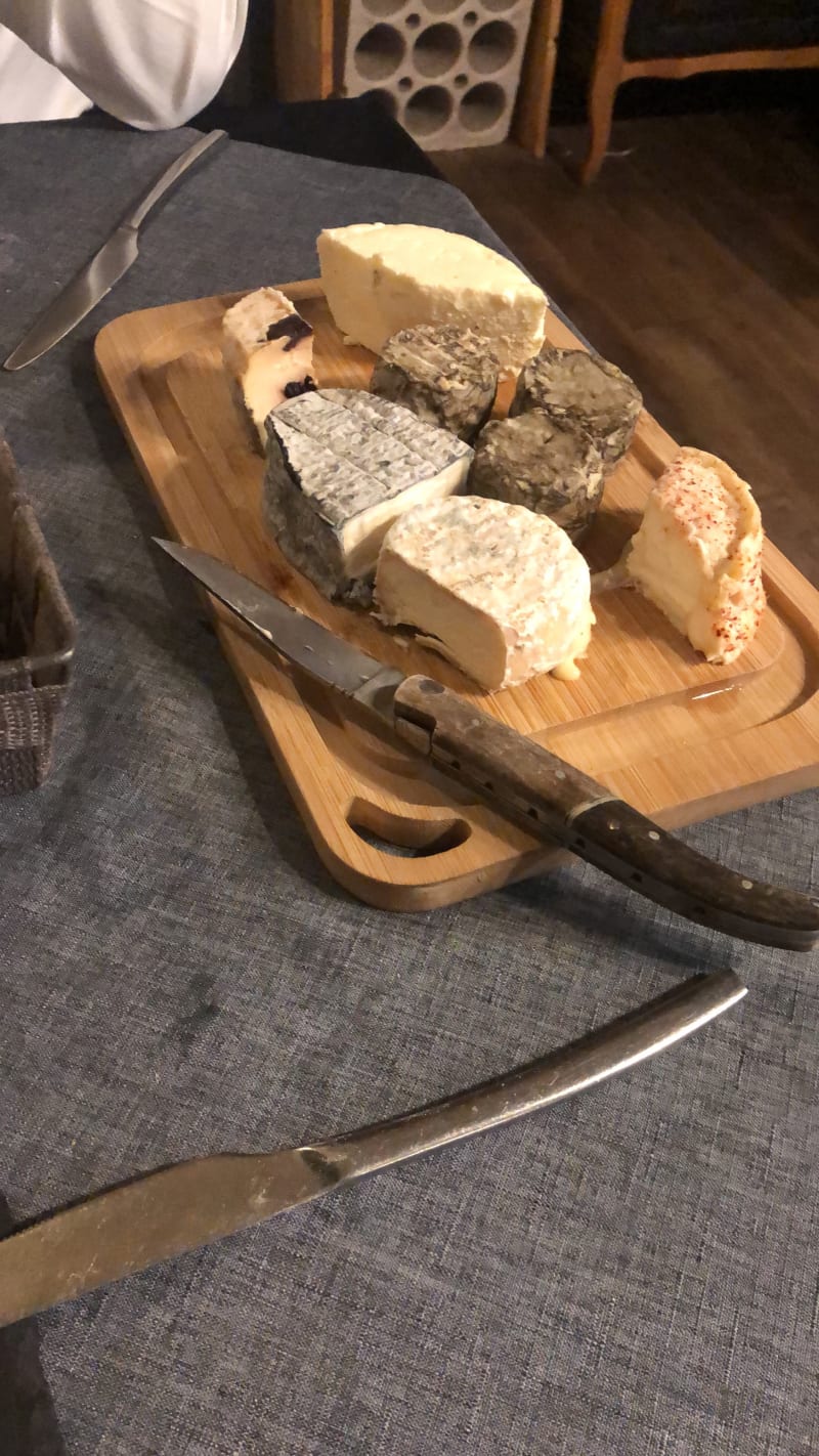 Restaurant le Petit Roche à Serrières Menu, avis, prix et réservation