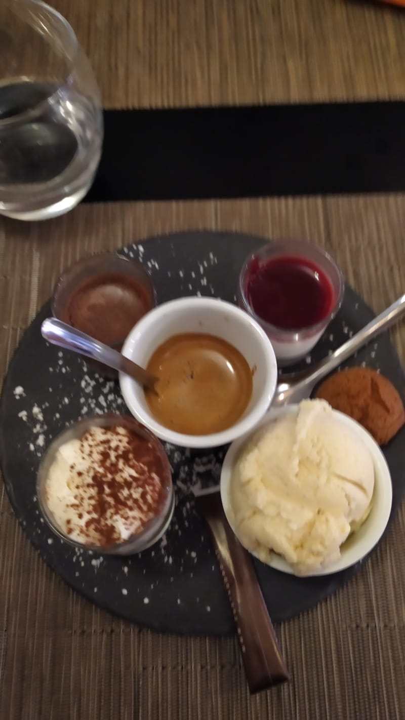 Restaurant Le SaintJean à Cargèse Menu, avis, prix et réservation