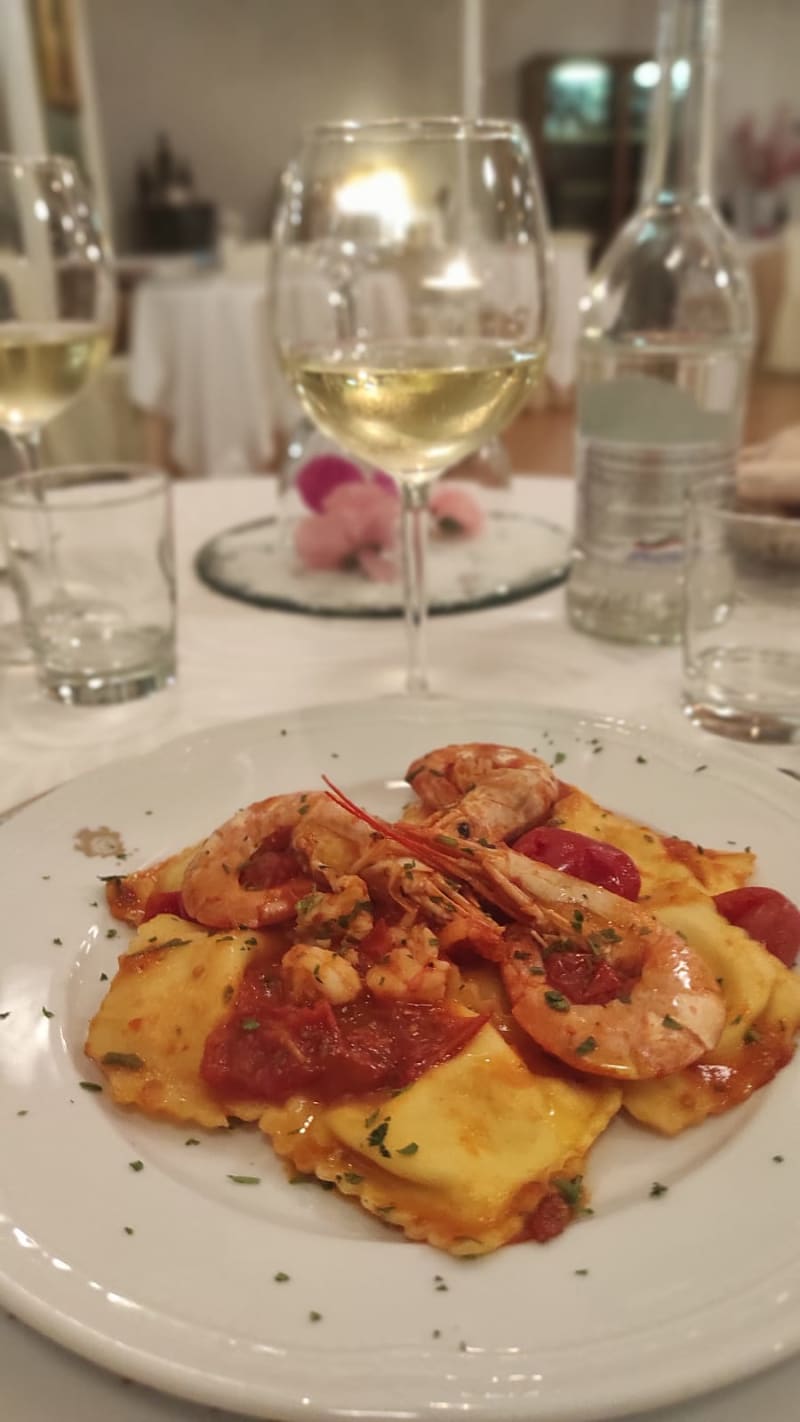 Ravioli di pesce con gamberi rossi  - Solofra Palace