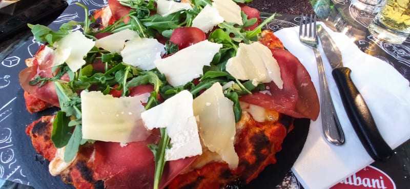 Pizza pala bresaola rucola e grana  - Pizza Sì, Aosta